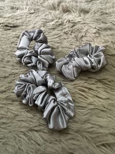 Brand new Grey scrunchie set