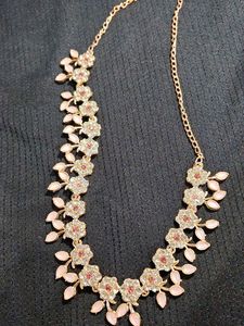 Elegant Floral Rhinestone Necklace