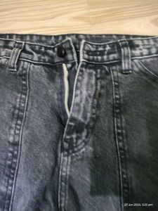 Stylish Washed Black Cargo Jeans