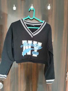 Black NY Cropped Sweatshirt