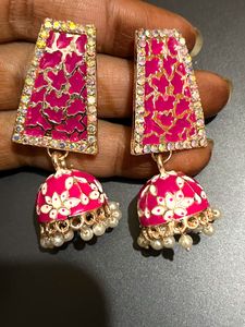 Earrings New With Tag😍❤️
