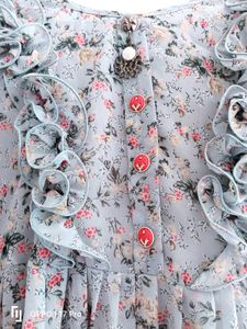 Vintage Floral Ruffle Top🌸✨
