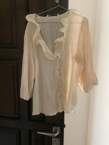 Brand: Zara.. Size: Small