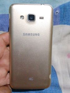 SAMSUNG J3 Pro Phone