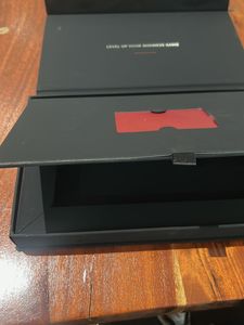 12’*6 inch-Magnet opening luxury gifting box
