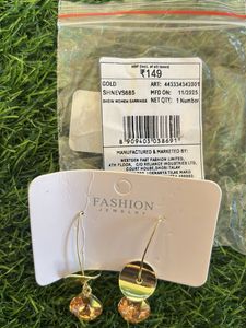 Fashionable Crystal Drop Earrings