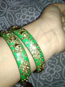 Parrot color💚 Double Bangles Set