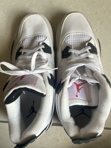 Air Jordan 4 Retro Sneakers
