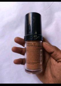 L.A. Girl Pro Coverage Foundation