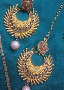 Golden And Light Pink Colour Jewellery Set