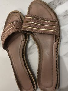 Stylish Women's Flat Sandals