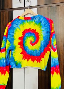 Vibrant Tie-Dye Cropped Long Sleeve Top
