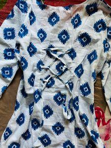 White Kurta with Blue Geometric Print