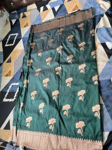 Elegant Emerald Green Banarasi Saree
