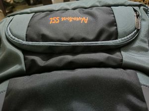HALF MOON Backpack - Discover The World