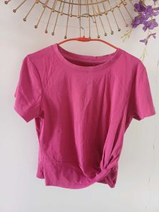 Magenta strechable Twist-Front T-Shirt