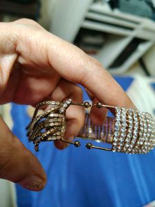 Sparkling Rhinestone Bangle