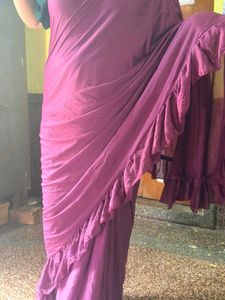 Purple 💜 Ruffle Saree ( New + Blouse Piece )