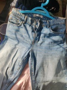 Zara Blue Wash Mid Rise Straight Leg Jeans