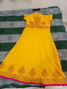 Elegant Yellow Anarkali Kurta