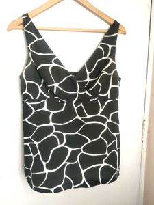 ANN TAYLOR  BEAUTIFUL TOP