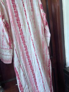 Pink &amp; White Embroidered Kurta