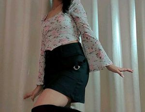 Floral Print Bell Sleeve Top
