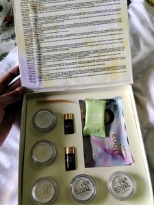 Roots Canada Anti Tan Facial Kit
