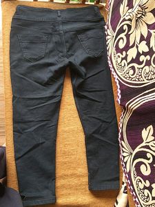 Black Ankle Length jeans For women