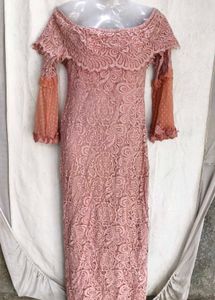 Elegant Off-Shoulder Lace Gown