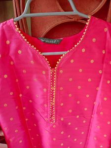 New Vaaba Woven Design Kurta Set