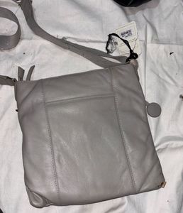 👜 Pure Luxuries London Crossbody Bag – Light Blue
