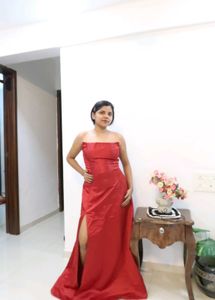 Elegant Red Evening Gown with High Slit