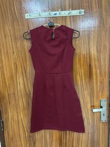 Chic Polka Dot Sleeveless Dress