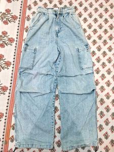 Light Wash Baggy Cargo pants