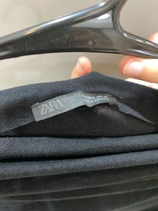 Zara Chic Asymmetrical Lace Trim Top