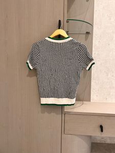 Houndstooth Knit V-Neck Top