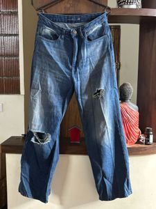 Ripped Bell bottom Pant
