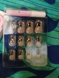 Elegant Black Lace Press-On Nails