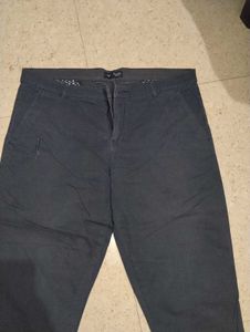 Women's Dark Grey Cropped Pants