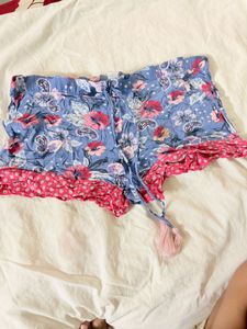 Boho Floral Print Shorts