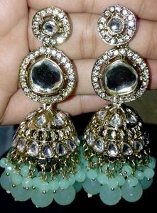 Elegant Kundan Jhumka Earrings