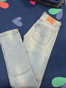 Levi's Light Wash Jeans
