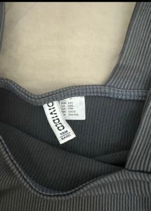 H&amp;M Grey Crop Top Brand New