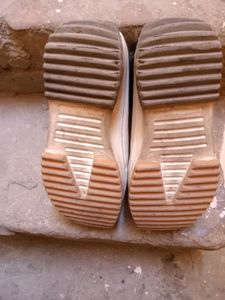 New Condition Shoes And Fashion
