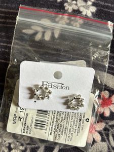 Sparkling Bow Stud Earrings