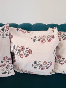 Cushion cover 22*22 Set Of 4