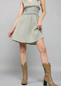 Elegant Sleeveless Mini Dress