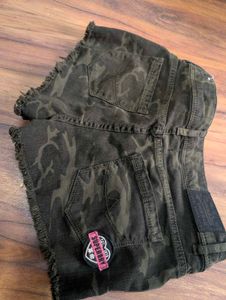 Superdry Camo Patch Shorts