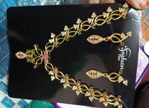 Elegant Necklace & Earring Set